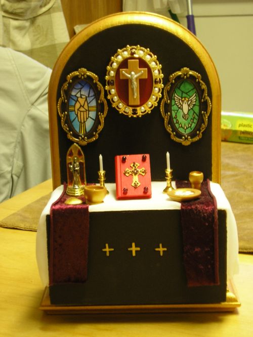 altarminiature.jpg